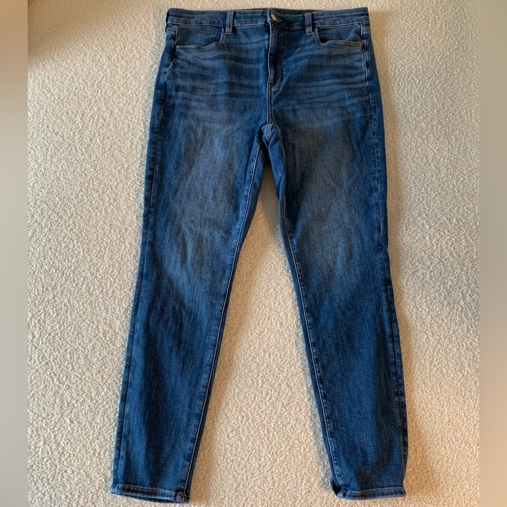 American Eagle Outfitters Light Blue Stretch Jeans size 16